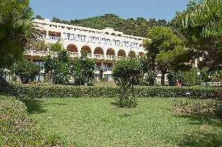 מלון Domes Of Corfu Autograph Collection גליפאדה